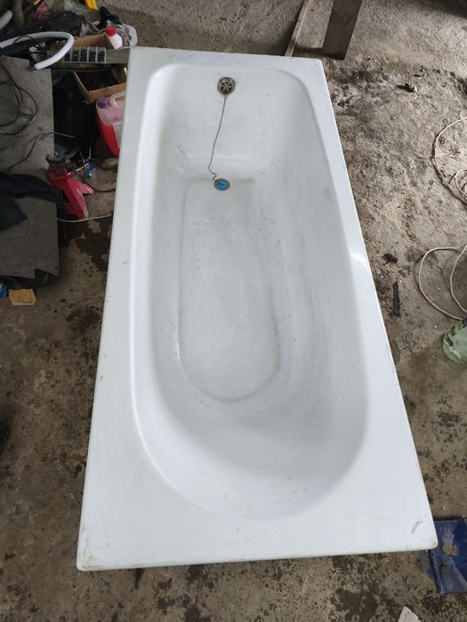 Ванна акрилова б/в