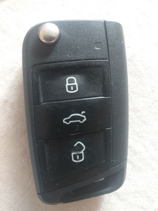 Ключ радио брелок SKODA оригинал