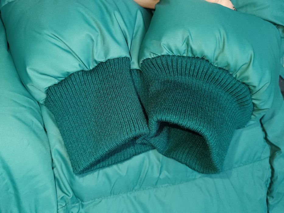 Зимовий пуховік ,дуже теплий! Купляла за 3500.