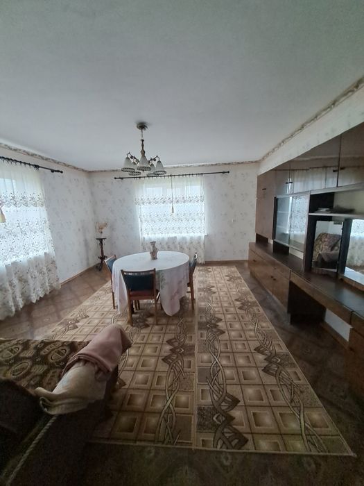 Продам добротний  будинок