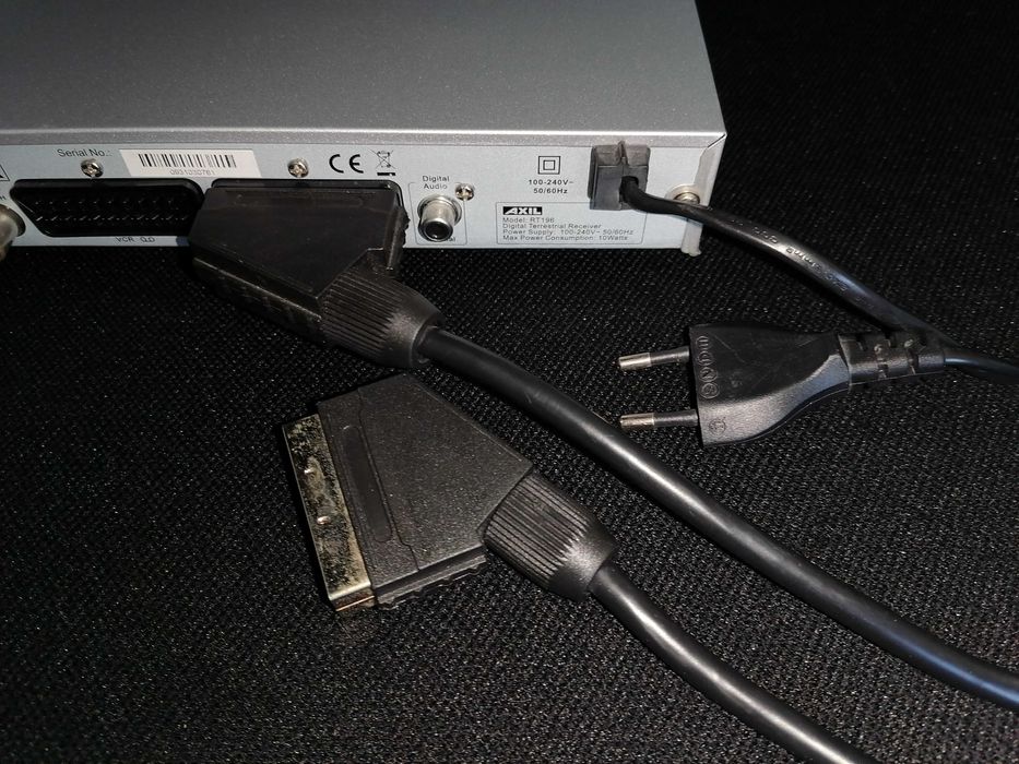 TDT Axil com comando e cabo 21PIN