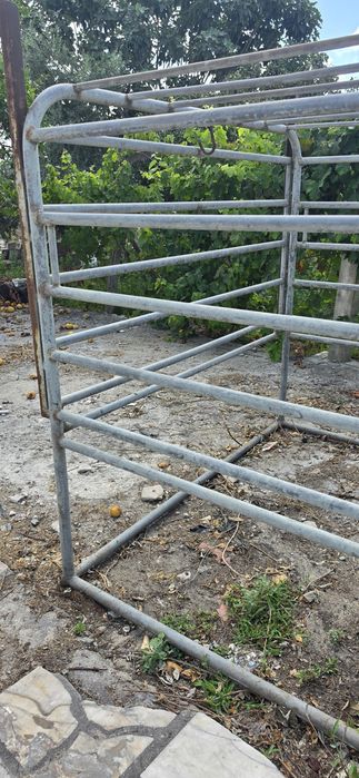 Grade de transporte de animais