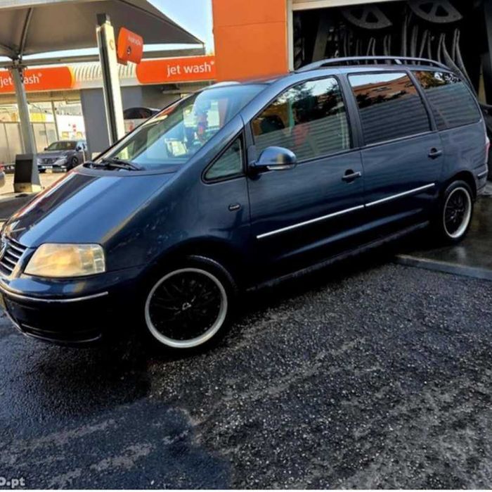 Vw sharan 1.9tdi 130cv com 250kms versão tredline limited.
