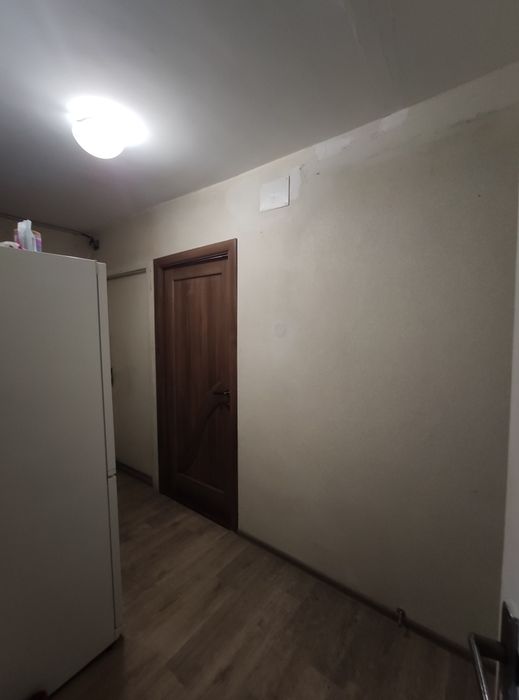 Продам кімнату в гуртожитку вул.Миколайчука