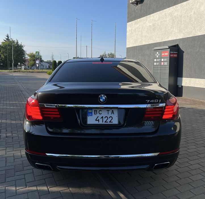 BMW 7 Series 2013