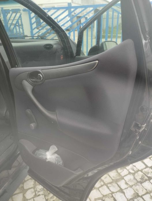 Mercedes A140 caixa automática