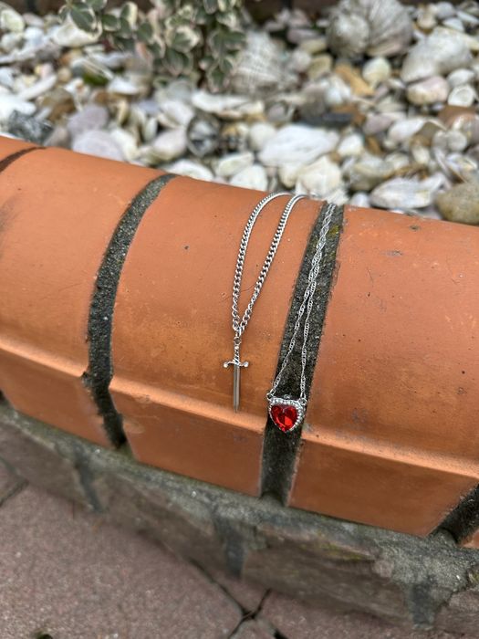 Кулон Серце та меч. НОВИЙ. Є багато шт.