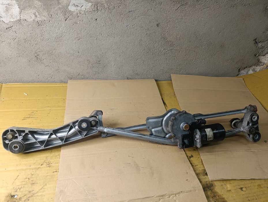 BMW E39 - mechanizm wycieraczek przód 8.360603