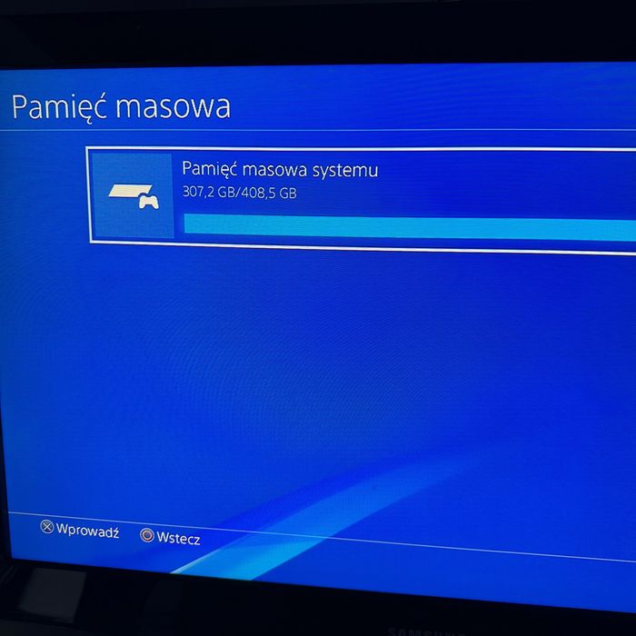 PlayStation 4 + 6 gier