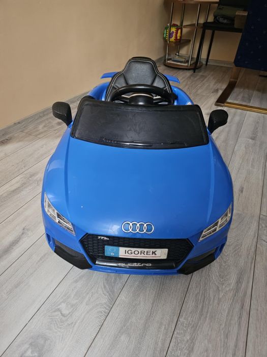 Oryginalne Audi TT RS na akumulator, pilot