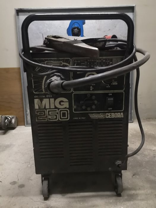 Semi automatica Cebora 250