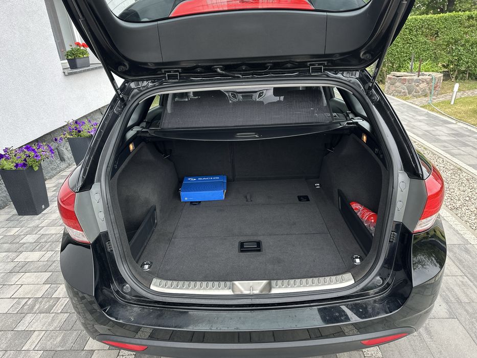 Hyundai I40 2014 rok 1.6 Benzyna