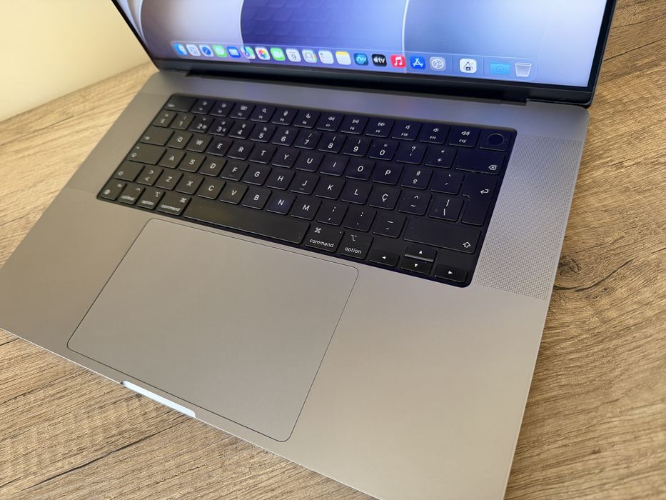 MacBook Pro 16 M1 Pro 32GB 1TB