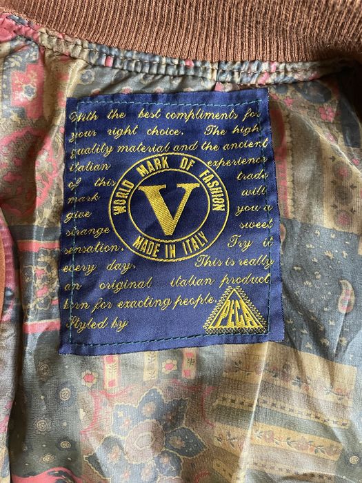 Bomber jacket Italiano (juntamente com mais 3 casacos incluidos)