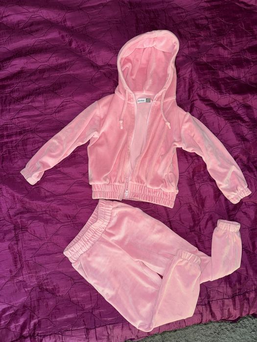 Велюровий костюм 116 см