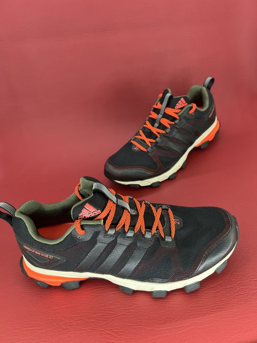 r Придбати Оригінальні чоловічі кросівки Adidas Terrex Swift R3 Gore