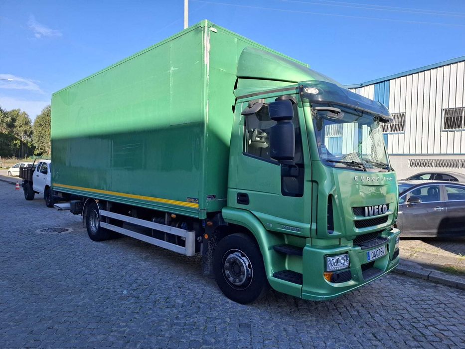 Iveco Eurocargo 140E22 Ano 2016