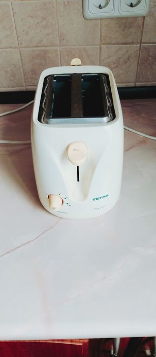 Продам тостер Tefal