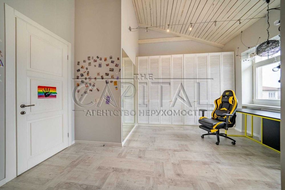 Таунхаус з терасою/газ/на березі річки/КМ Сонячний Луч, Козин