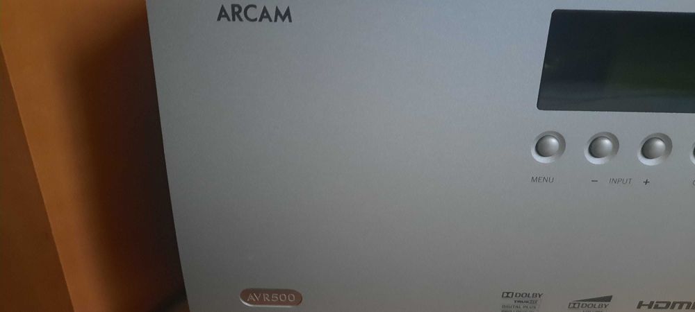 amplituner Arcam