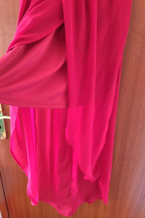 Vestido cai-cai comprido vermelho Stradivarius, tam S - nunca usado