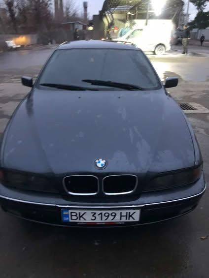 Продам беху е39 2,5 дизель