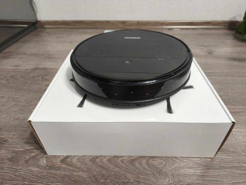 Робот-пилосос SAMSUNG