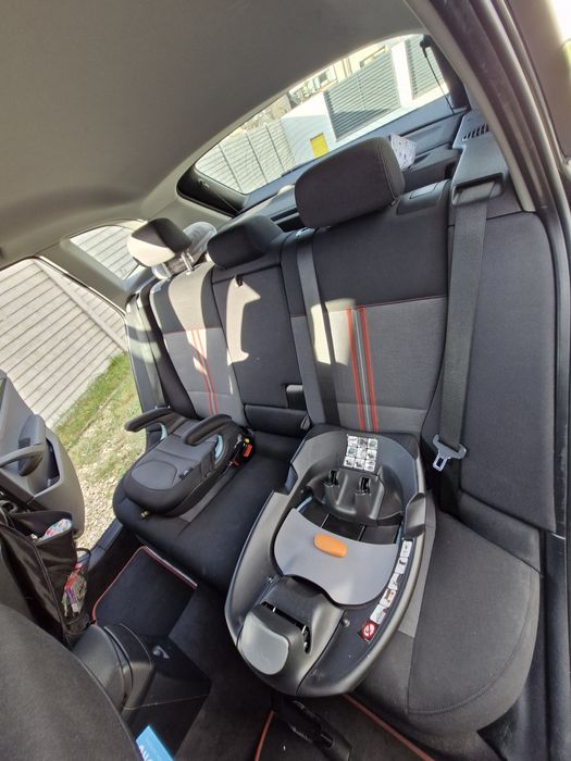 Bmw X1 sDrive  lift 2.0 l 184 km bogate wyposażenie bmw  sport