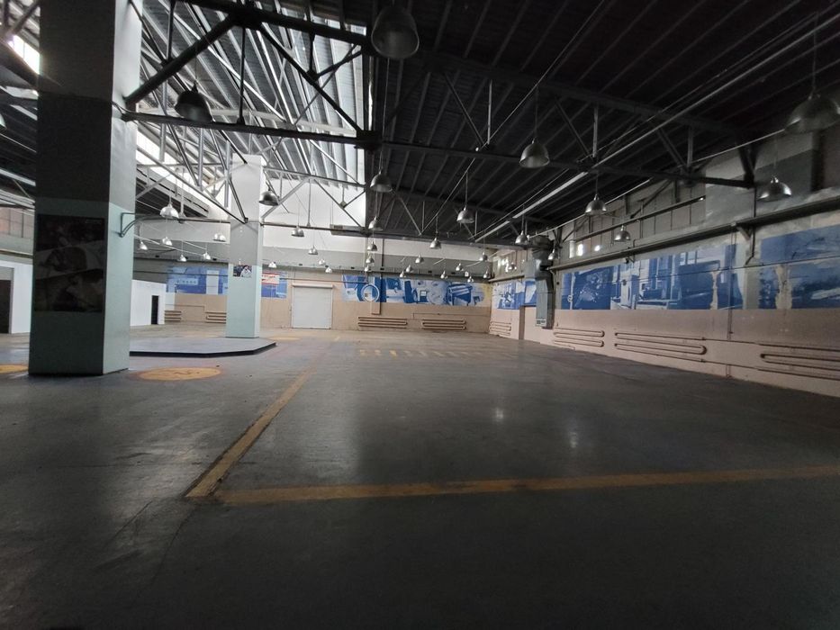 Оренда приміщення 935м2 перший поверх