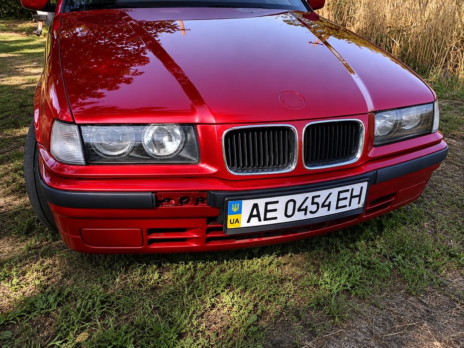 Продам  BMW E36.