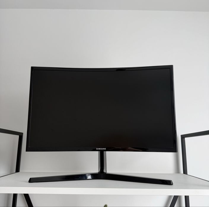 Монитор Samsung 24″ 144Hz гц Curved (полный комплект, игровой Самсунг)