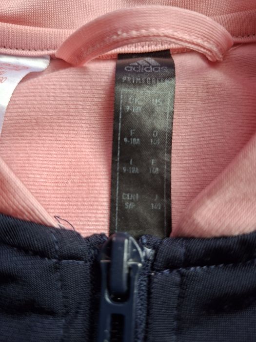 Dres dziewczęcy Adidas rozm.140