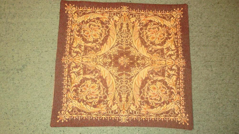 продам чехол " людовик" габилен 50*50см.