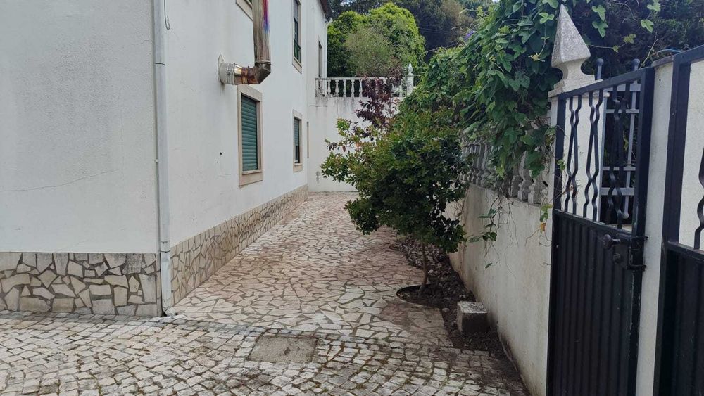 Casa Isolada com quintal  com 8 Quartos - Ideal para AL