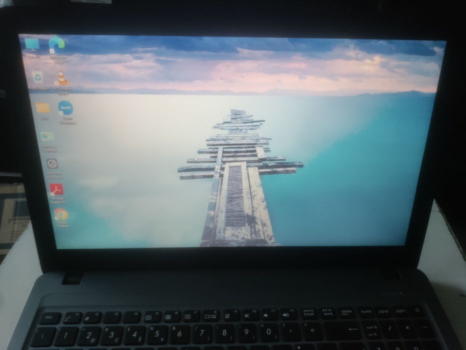 Portátil ASUS E2 Amd