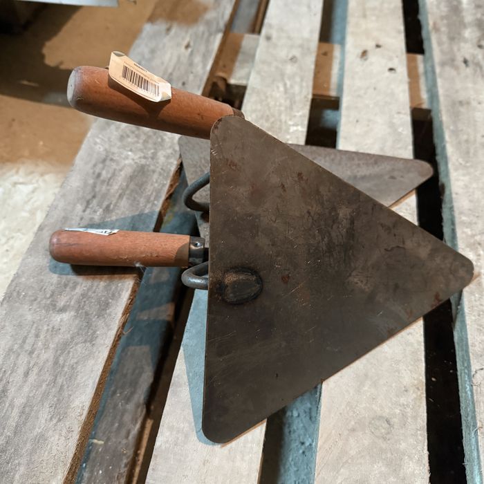 Кельма муляра Favorit 220 мм