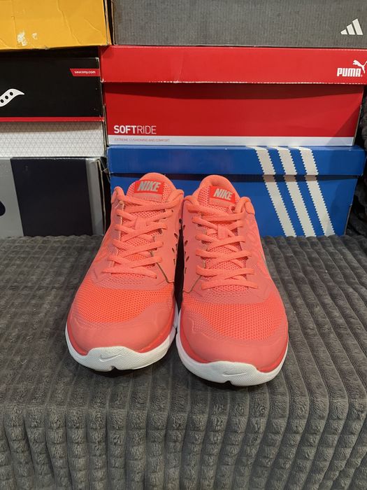 Оригінальні кросівки Nike Flex Run 41(26,5см)