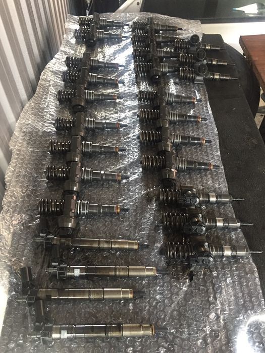 Насос-форсунки высокого давления skoda a5, passat b6, 038, 03G, розбор
