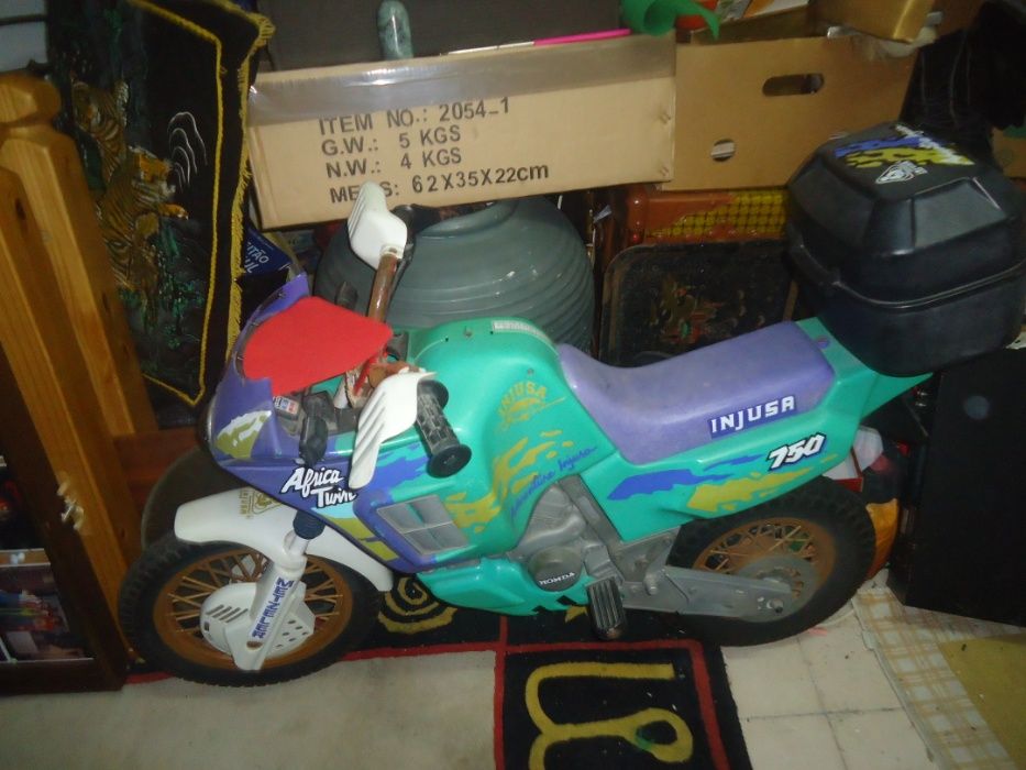 Mota  modelo antigo infantil coleção