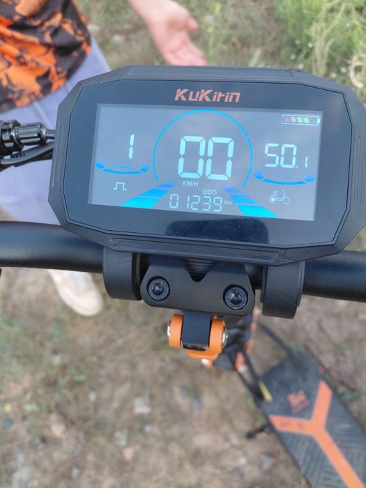 Електросамокат г2 макс пробіг 1200км