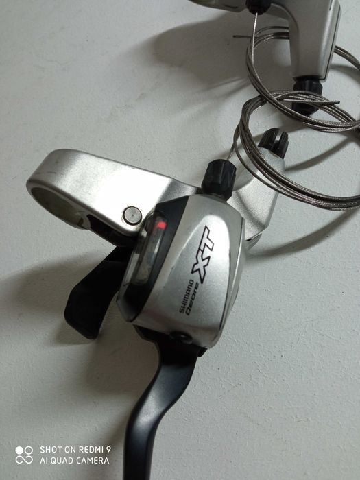 Klamkomanetki Deore XT m760 3x9 Dualcontrol