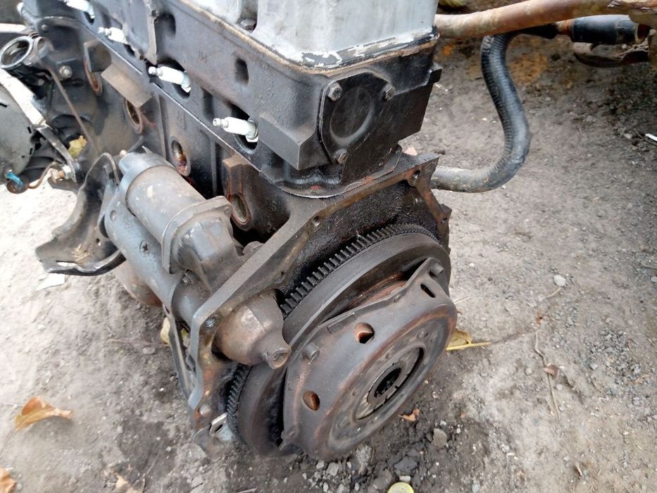 продам. двигатель Опель Рекорд 2.2