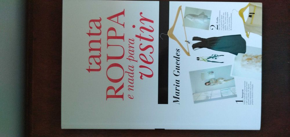 Tanta Roupa e Nada para Vestir - Maria Guedes