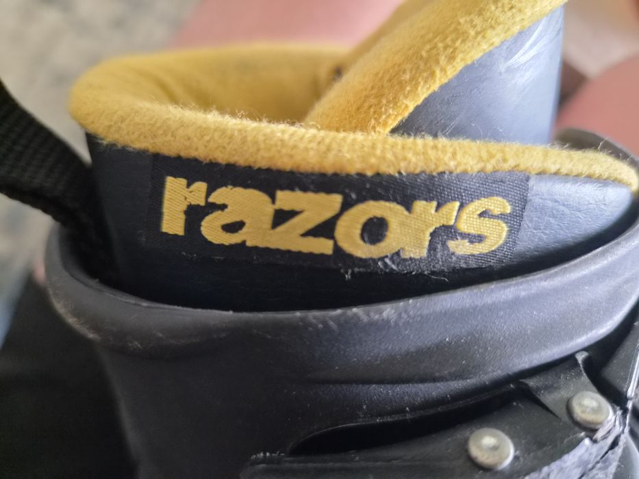 Regulowane łyżworolki  razors na skatepark 33 - 36