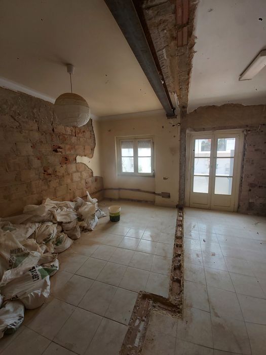 Recolha de Entrulho e Demolições