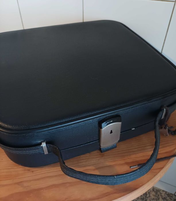 Máquina de escrever Consul President