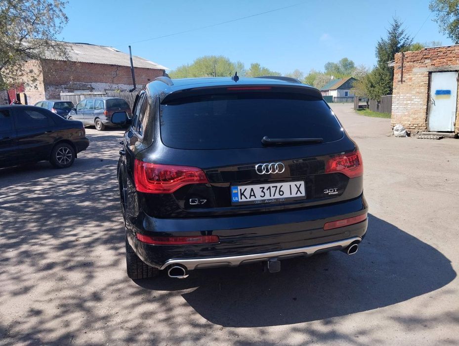 Продам автомобиль Ауді Q7