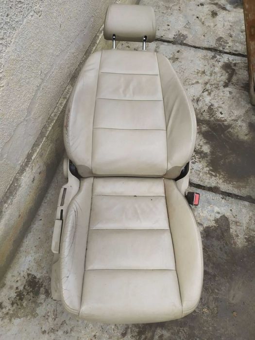 сидіння салон Audi 100 80 b3 b4 A6 C4 C4 C5 A8  A4 B6