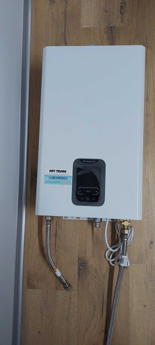 Esquentador Becken 11L/min novo