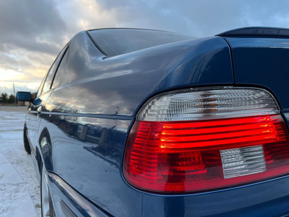 BMW Seria 5 BMW E39 525i pełny M-Pakiet Topasblau Doinwestowany
